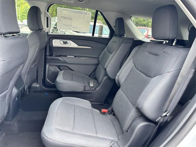 new 2025 Ford Explorer car