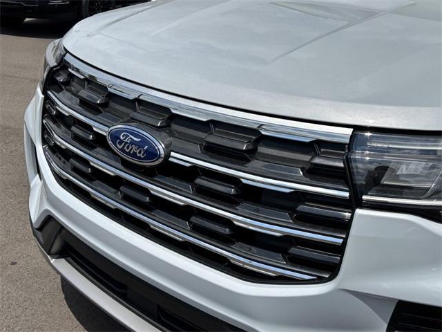 new 2025 Ford Explorer car