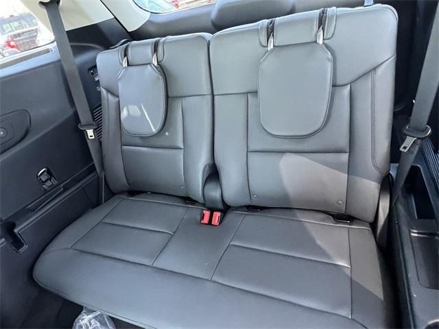 new 2025 Ford Explorer car