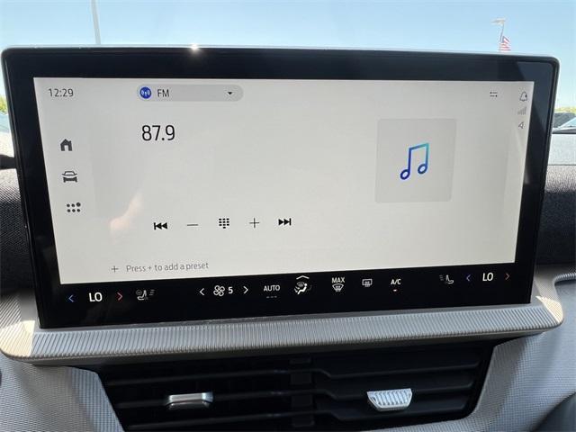 new 2025 Ford Explorer car