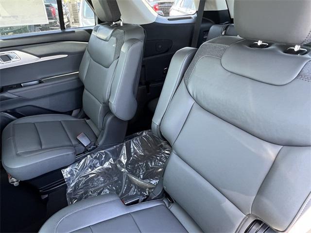 new 2025 Ford Explorer car