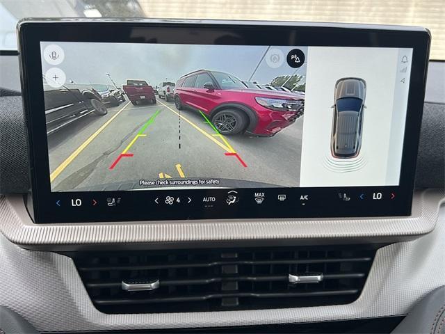 new 2025 Ford Explorer car