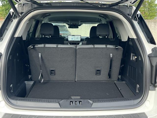 new 2025 Ford Explorer car
