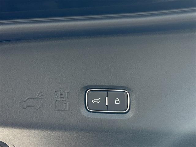 new 2025 Ford Expedition car