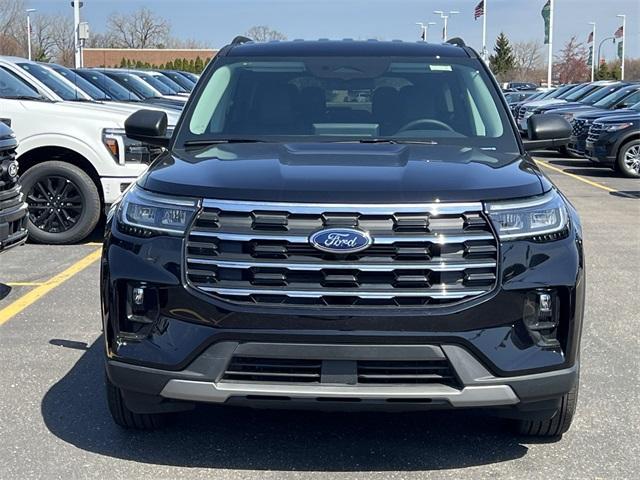 new 2025 Ford Explorer car