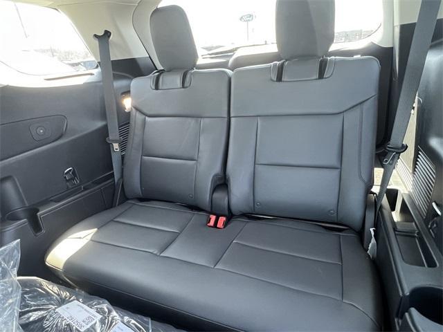 new 2025 Ford Explorer car