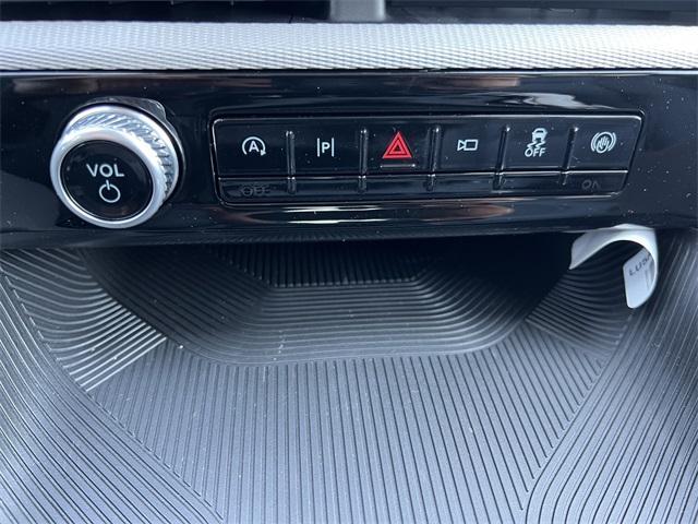 new 2025 Ford Explorer car