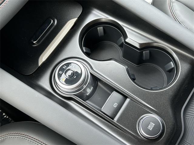 new 2025 Ford Explorer car