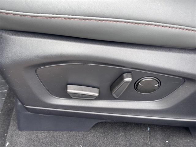 new 2025 Ford Explorer car