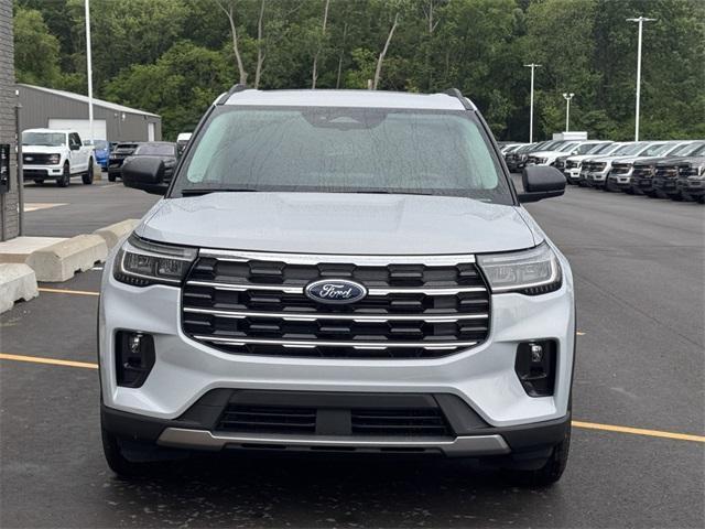 new 2025 Ford Explorer car