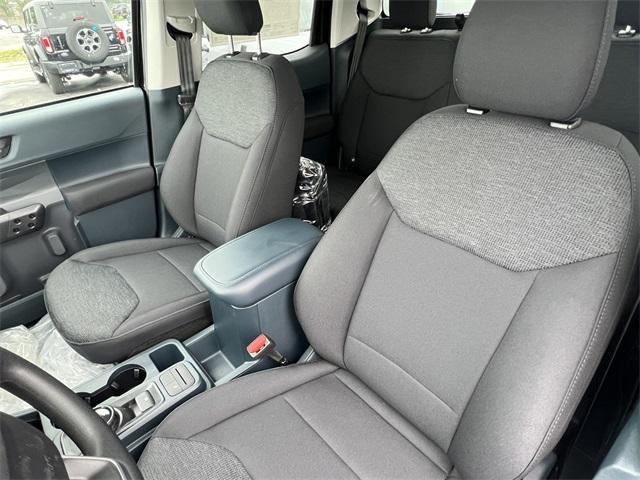 new 2025 Ford Maverick car
