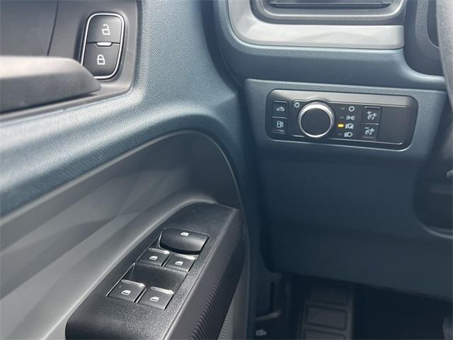 new 2025 Ford Maverick car