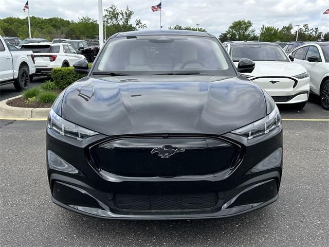 new 2025 Ford Mustang Mach-E car
