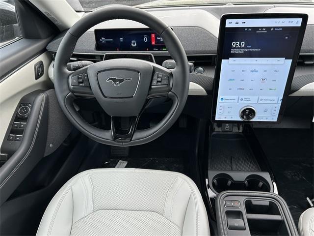 new 2025 Ford Mustang Mach-E car
