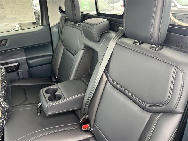 new 2025 Ford Maverick car