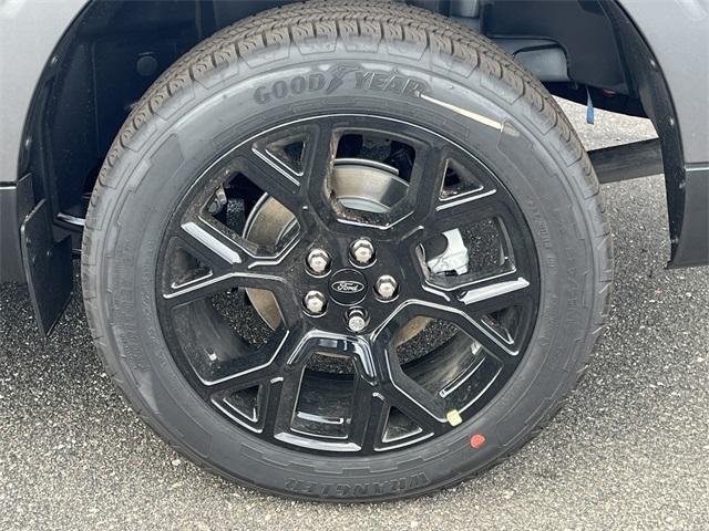 new 2025 Ford Maverick car