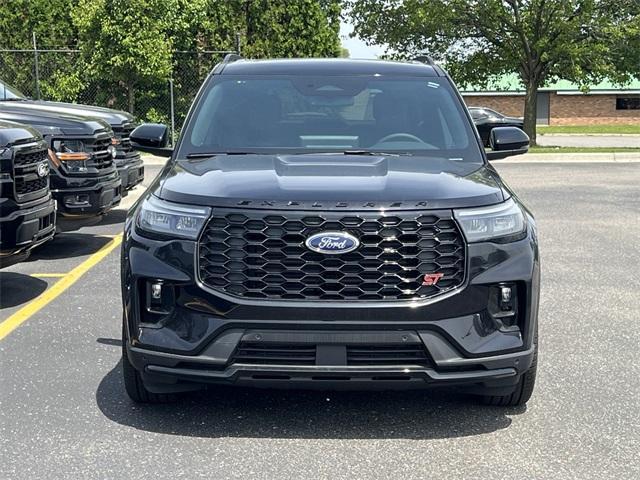new 2025 Ford Explorer car