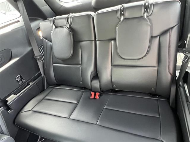 new 2025 Ford Explorer car