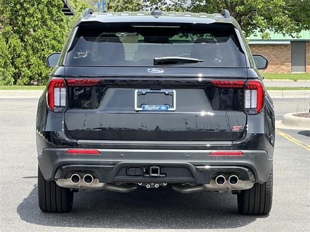 new 2025 Ford Explorer car