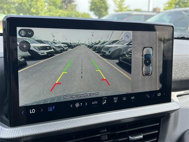 new 2025 Ford Explorer car
