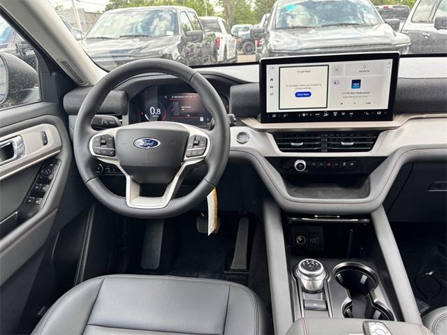 new 2025 Ford Explorer car