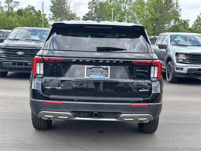 new 2025 Ford Explorer car