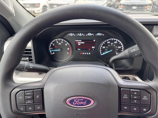 new 2025 Ford F-250 car