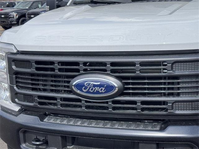 new 2025 Ford F-250 car