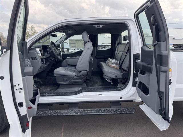 new 2025 Ford F-250 car