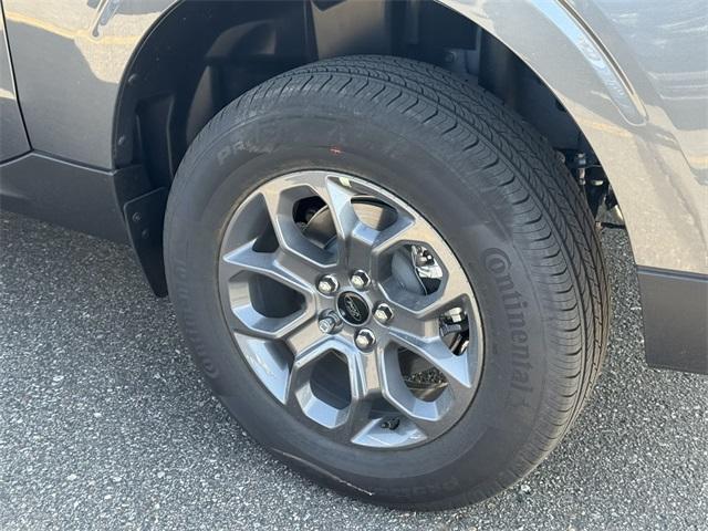 new 2025 Ford Maverick car
