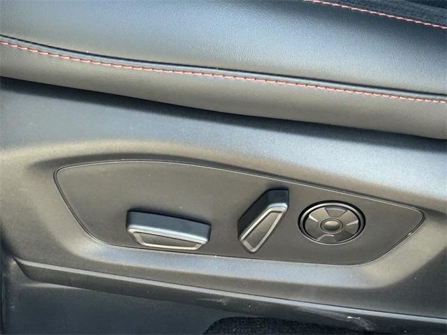 new 2025 Ford Explorer car