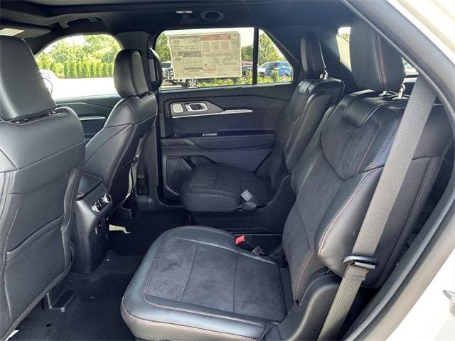 new 2025 Ford Explorer car