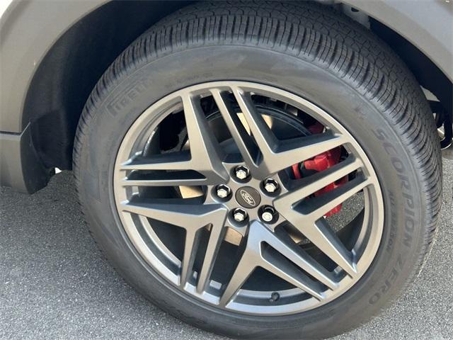 new 2025 Ford Explorer car