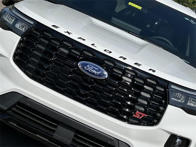 new 2025 Ford Explorer car