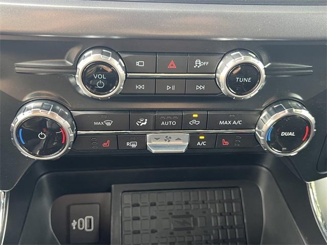 new 2025 Ford F-150 car