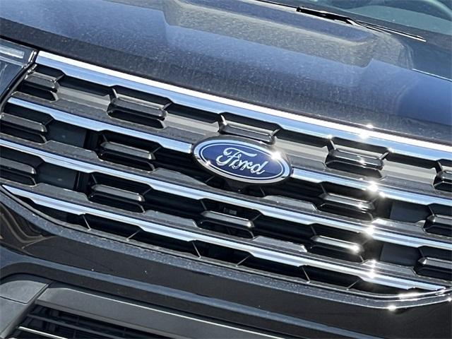new 2025 Ford Explorer car