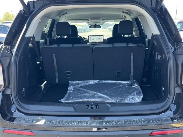 new 2025 Ford Explorer car