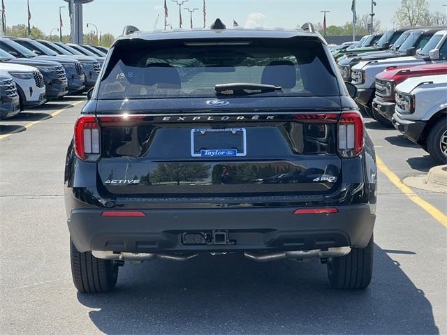 new 2025 Ford Explorer car