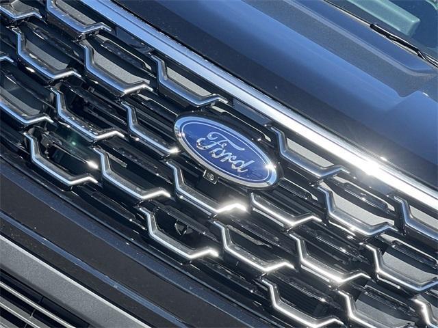 new 2025 Ford Explorer car