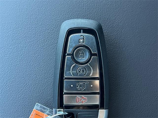 new 2025 Ford Explorer car