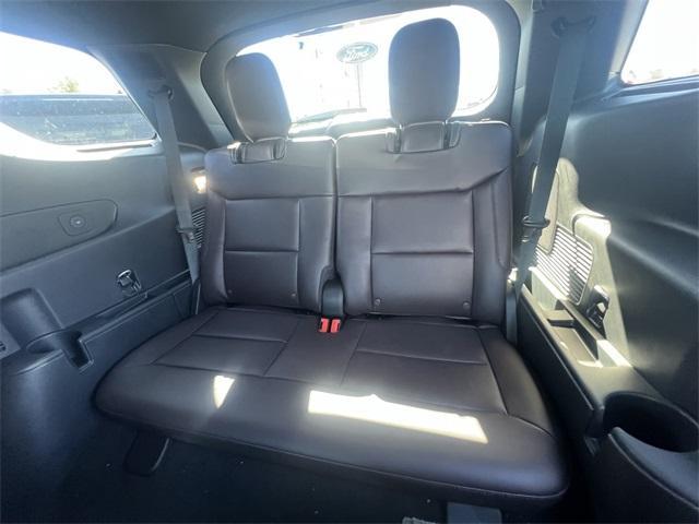 new 2025 Ford Explorer car