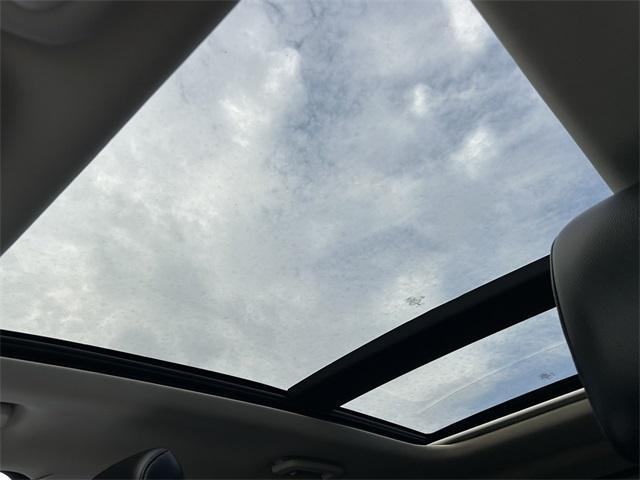 used 2021 Ford Edge car, priced at $24,900