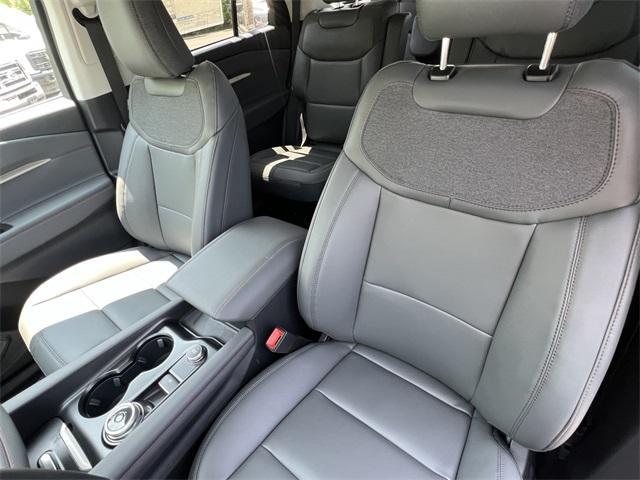 new 2025 Ford Explorer car