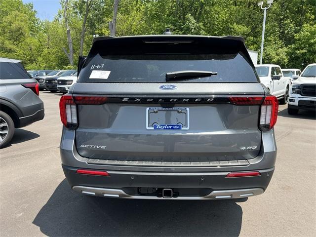 new 2025 Ford Explorer car