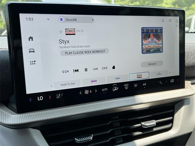 new 2025 Ford Explorer car
