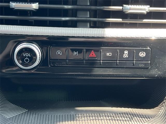 new 2025 Ford Explorer car
