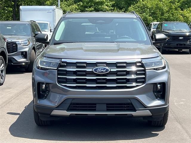 new 2025 Ford Explorer car