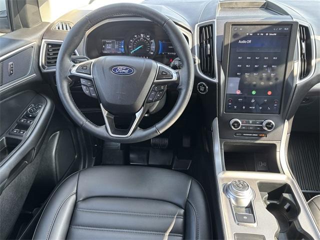 used 2024 Ford Edge car, priced at $29,995