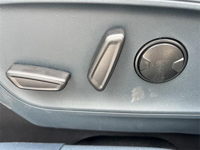 new 2025 Ford Maverick car