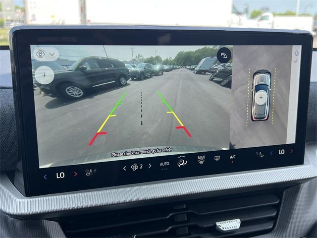 new 2025 Ford Explorer car